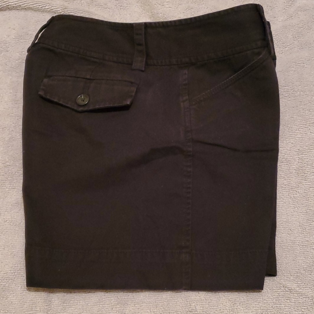 Shorts - Picture 2 of 2